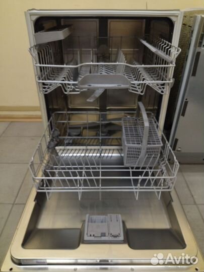 Посудомоечная машина Bosch Германия 60 см хром