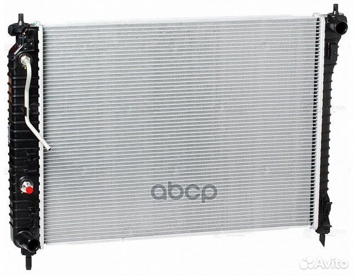 Радиатор охлаждения 673*508*26 chevrolet