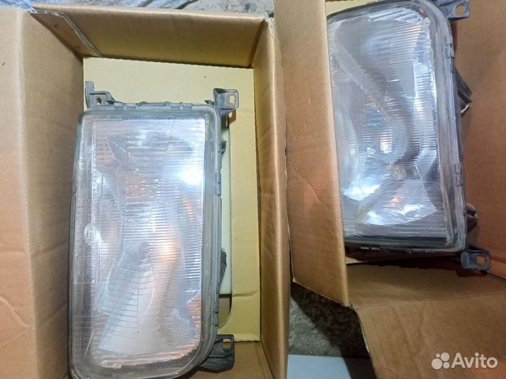 Фары 2шт. прав и лев passat b3 hella