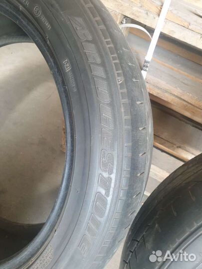 Bridgestone Potenza RE040 235/50 R18