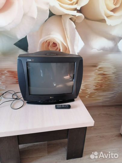 Продам телевизор