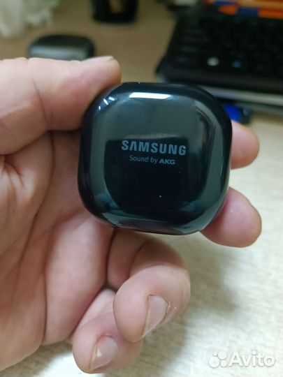 Samsung galaxy buds live