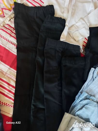 Продам фирменную школьную одежду пакетом р.122-128