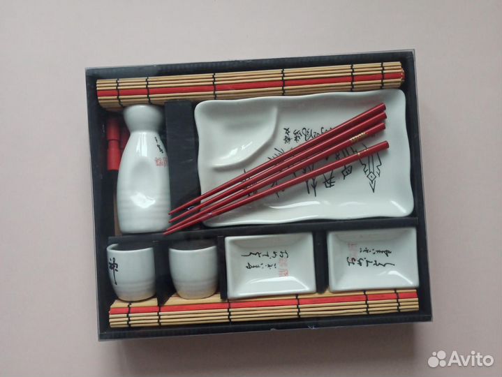 Набор посуды для суши и роллов для двоих