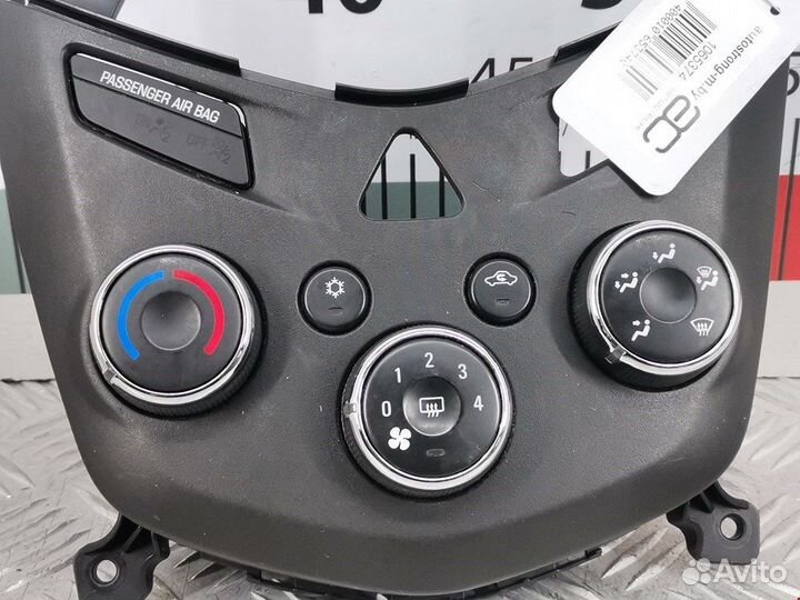 Блок для Chevrolet Aveo (T300)