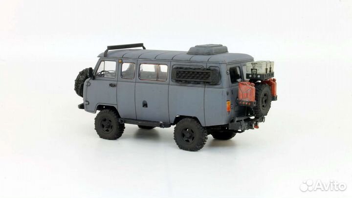 1:35 и 1:43 Экстремальный силовой обвес на УАЗ-Бух