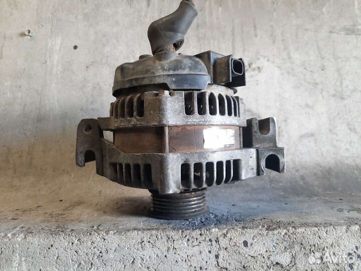 Генератор на cadillac SRX 4.6