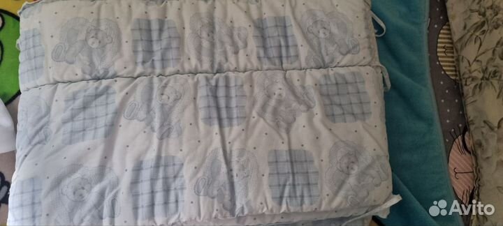 Бортики в кроватку