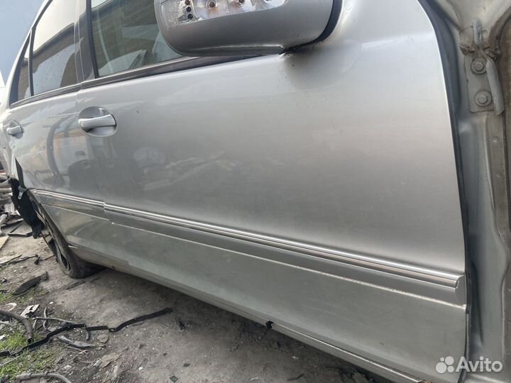 Дверь правая перед зад w203 мерседес
