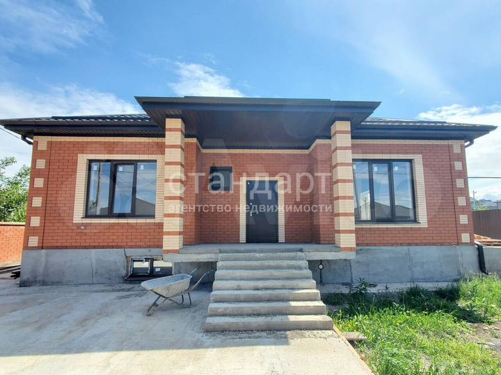 Дом 148 м² на участке 6 сот.