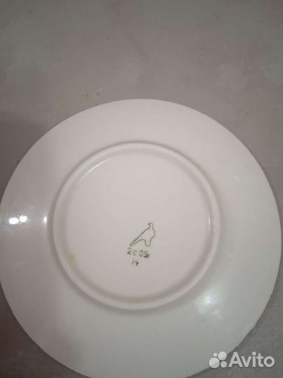 Фарфоровый подсвечник и посуда