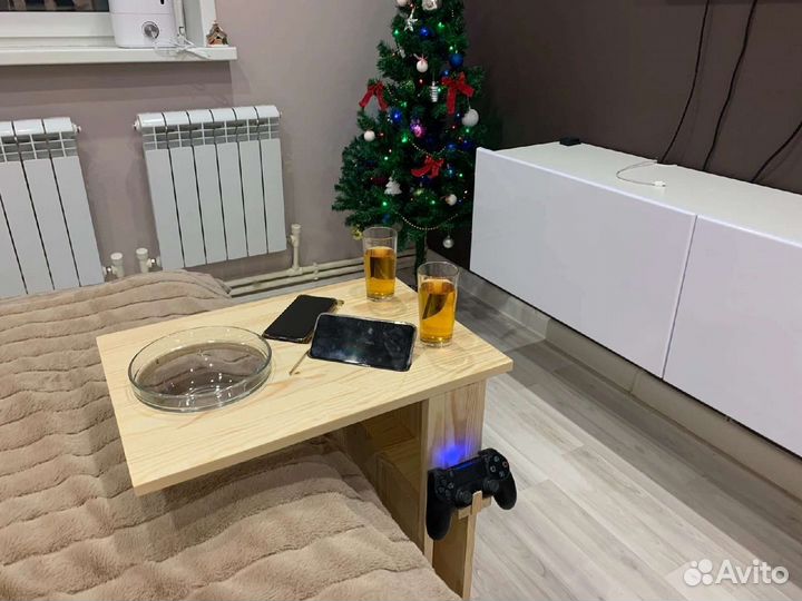Столик для игровой приставки