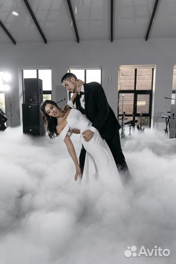 Аренда звука и света, тяжёлый дым, дискошар