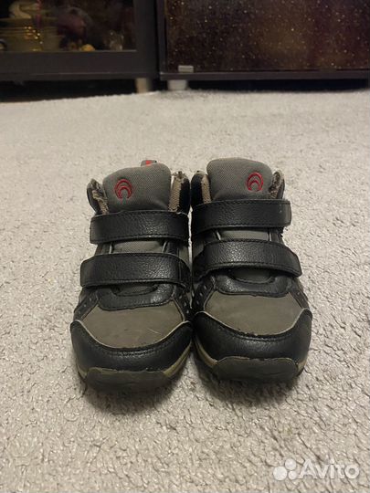 Кроссовки outventure