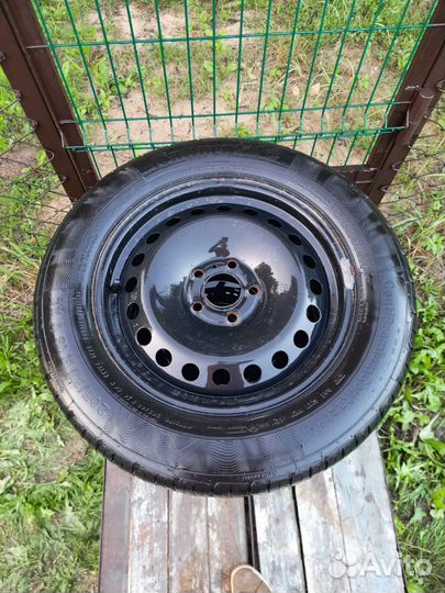 R16 Continental ContiPremierContact 205/60, PCD 5x108 DIA 63.3