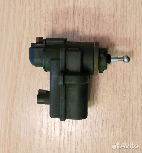 Моторчик корректора фары Ford Explorer