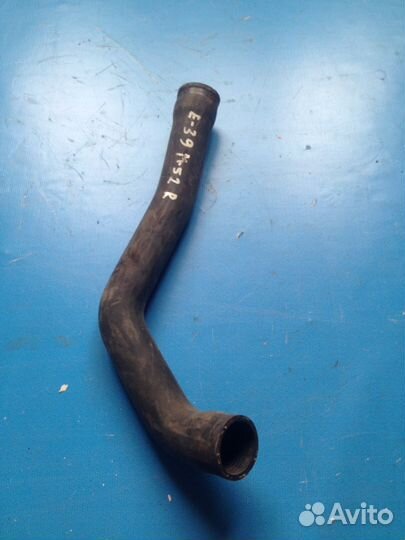 Патрубок радиатора на BMW E39 M52