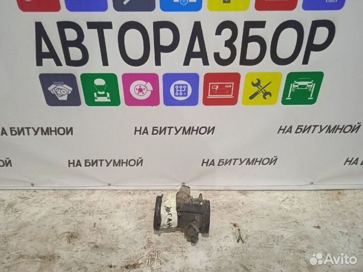 Дроссельная заслонка Renault Logan