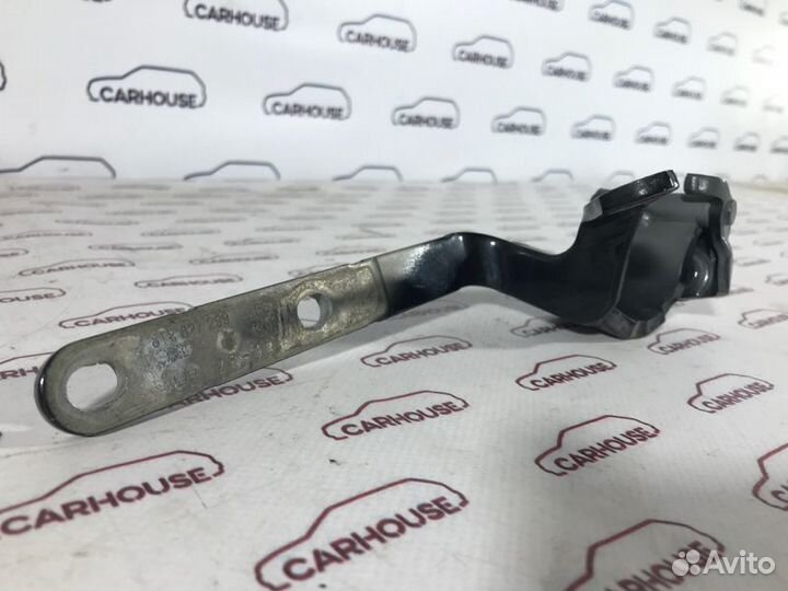 Петля багажника задняя левая Audi A5 8T 1.8 cjeb