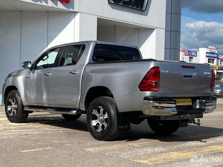 Toyota Hilux 2.8 AT, 2015, 88 513 км