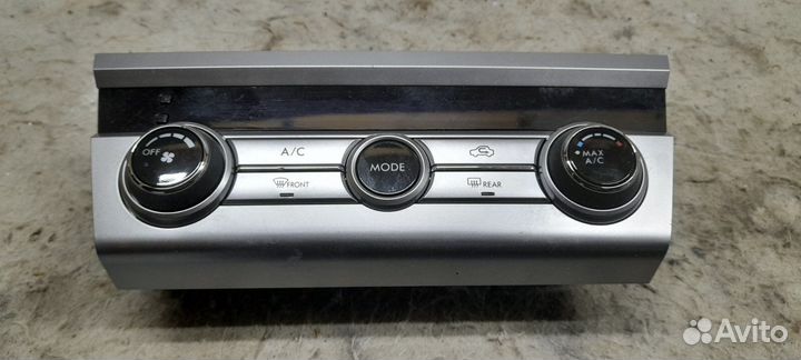 Блок климата на Subaru Legacy Outback BS9 2015г