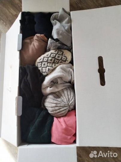 Старые женские вещи (б/у)