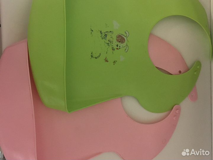 Слюнявчик, нагрудник