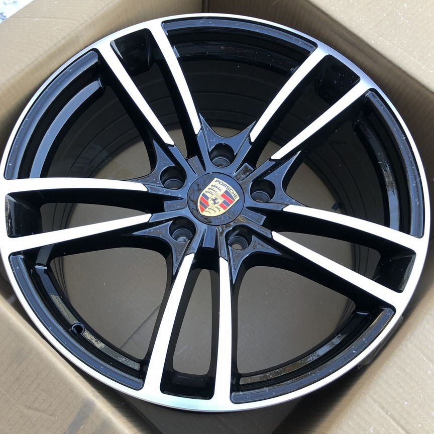 Литые диски Porsche 9.5×R21 5×130