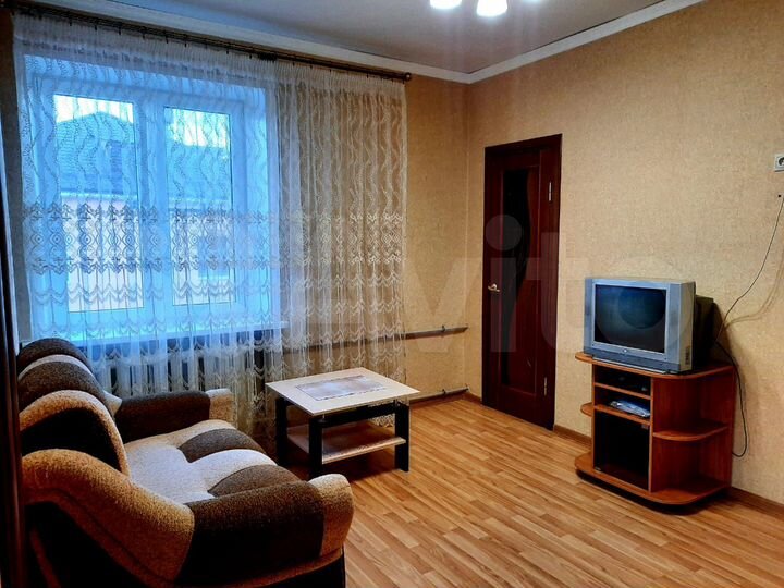 2-к. квартира, 40 м², 5/5 эт.