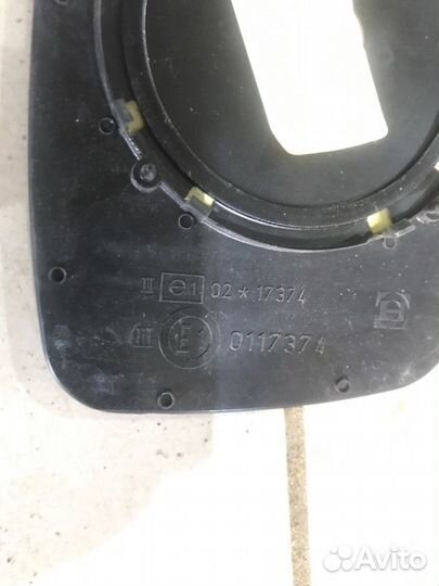 Зеркало левое Volvo V70