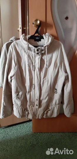 Ветровка женская утепленная