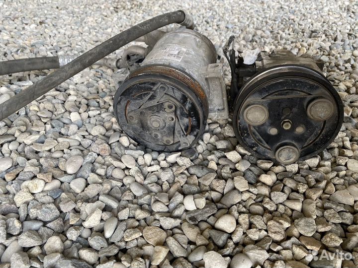 Компрессор кондиционера автомобильный