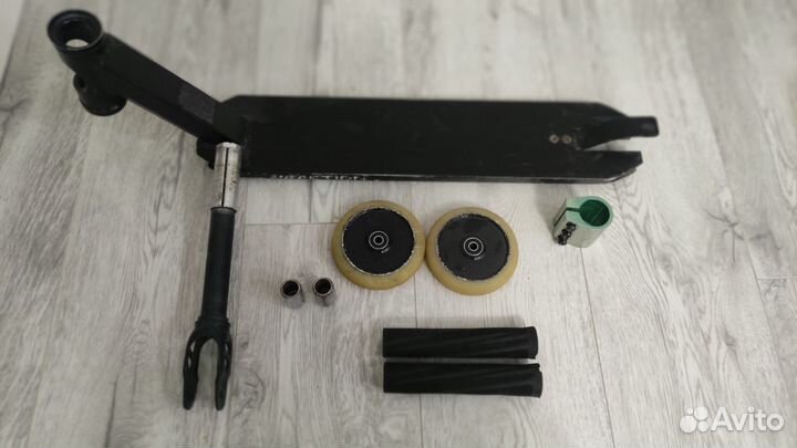 Запчасти на трюковой самокат