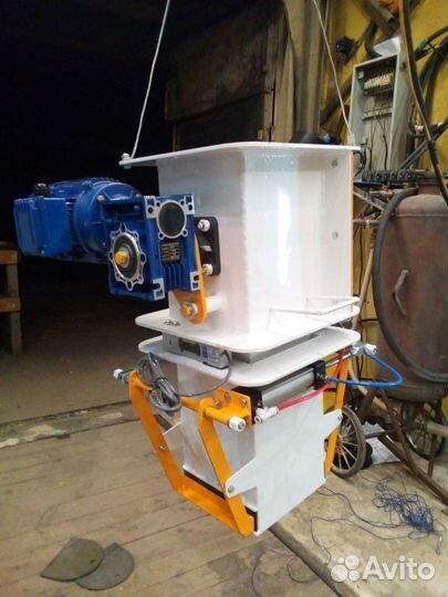 Упаковщик фасовщик шнековый