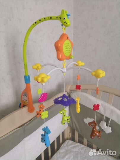 Мобиль на кроватку с музыкой