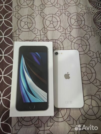 iPhone SE (2020), 64 ГБ