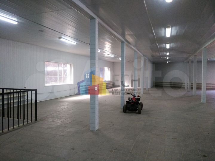 Продам торговое помещение, 1400 м²