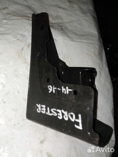 Subaru Forester 4 заглушка порога правая