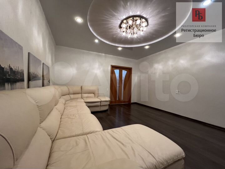 3-к. квартира, 94,1 м², 8/8 эт.