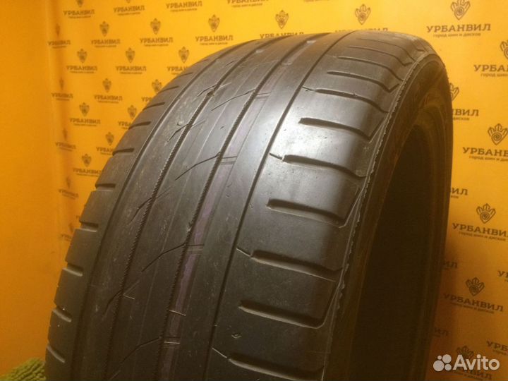 Nokian Tyres Hakka Black SUV 265/45 R21