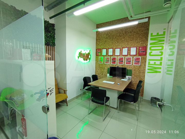 Офис, 65 м² в центре с мебелью