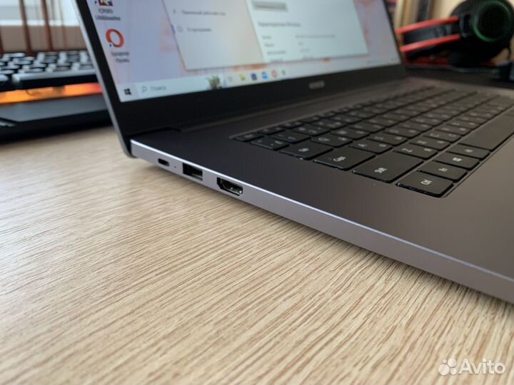 Honor Magicbook x15 i5 ram 8 512gb ssd