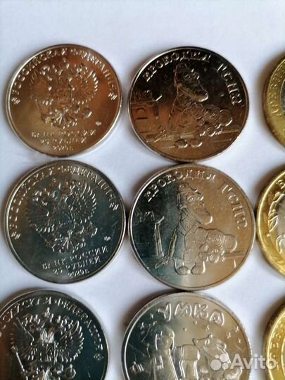 Значки СССР и монеты России