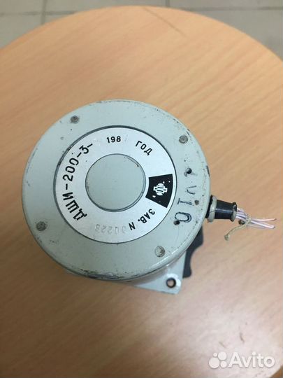 Дши200-3-3 двигатель шаговый