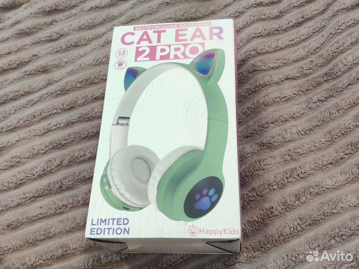 Новые беспроводные наушники с ушками