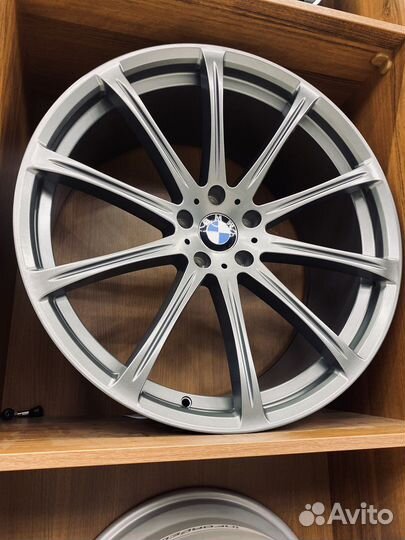 Диски R22 5x120 для BMW F15 F16