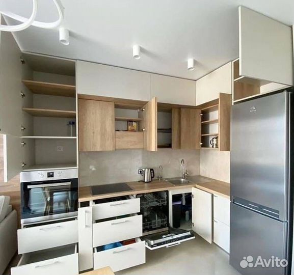 Кухня новая