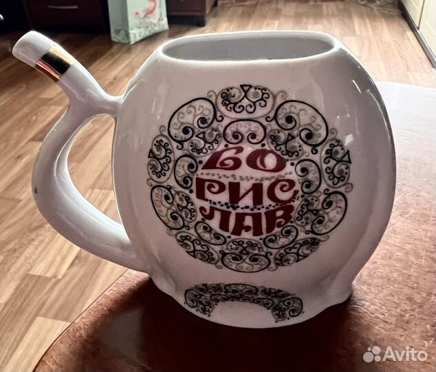 Сувенирные фарфоровые кружки для минеральной воды