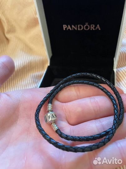 Кожаный браслет Pandora