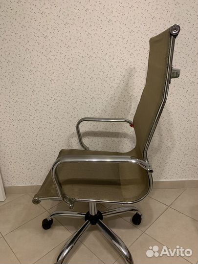 Компьютерное кресло тм дэфо helmut 2